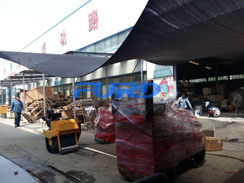 福瑞得機(jī)械微動態(tài)--座駕壓路機(jī)、手扶壓路機(jī)、灌縫機(jī)包裝發(fā)貨